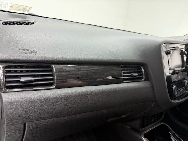 Used Mitsubishi Outlander 2018 for sale - 76303594: Photo 39