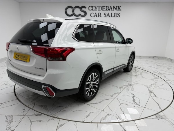 Used Mitsubishi Outlander 2018 for sale - 76303594: Photo 3