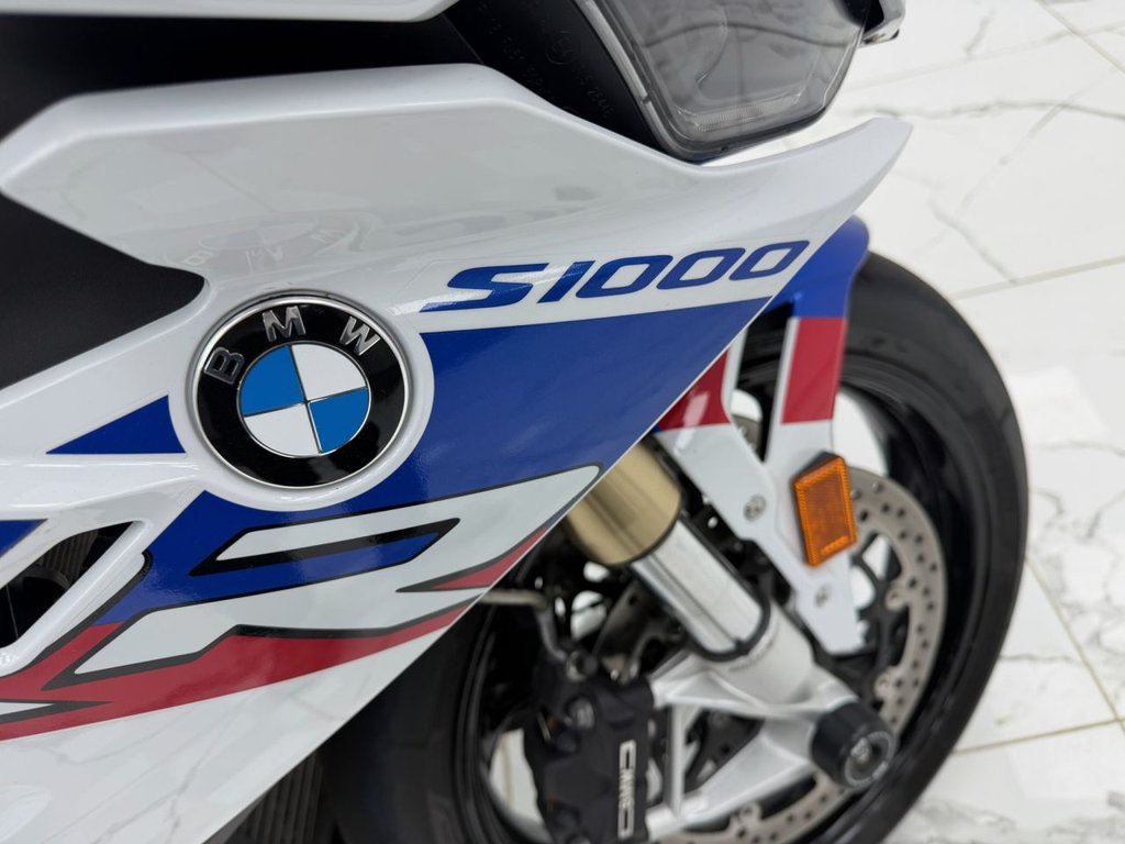 BMW S1000RR