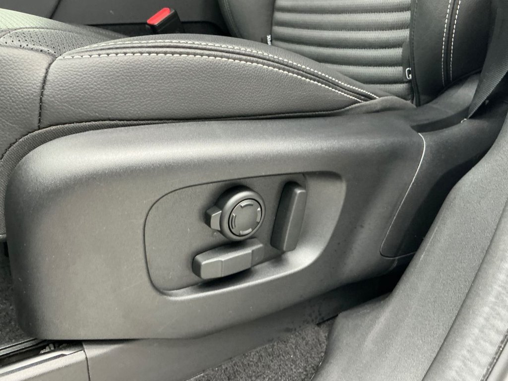 Used Land Rover Discovery 2023 for sale - 77734876: Photo 33