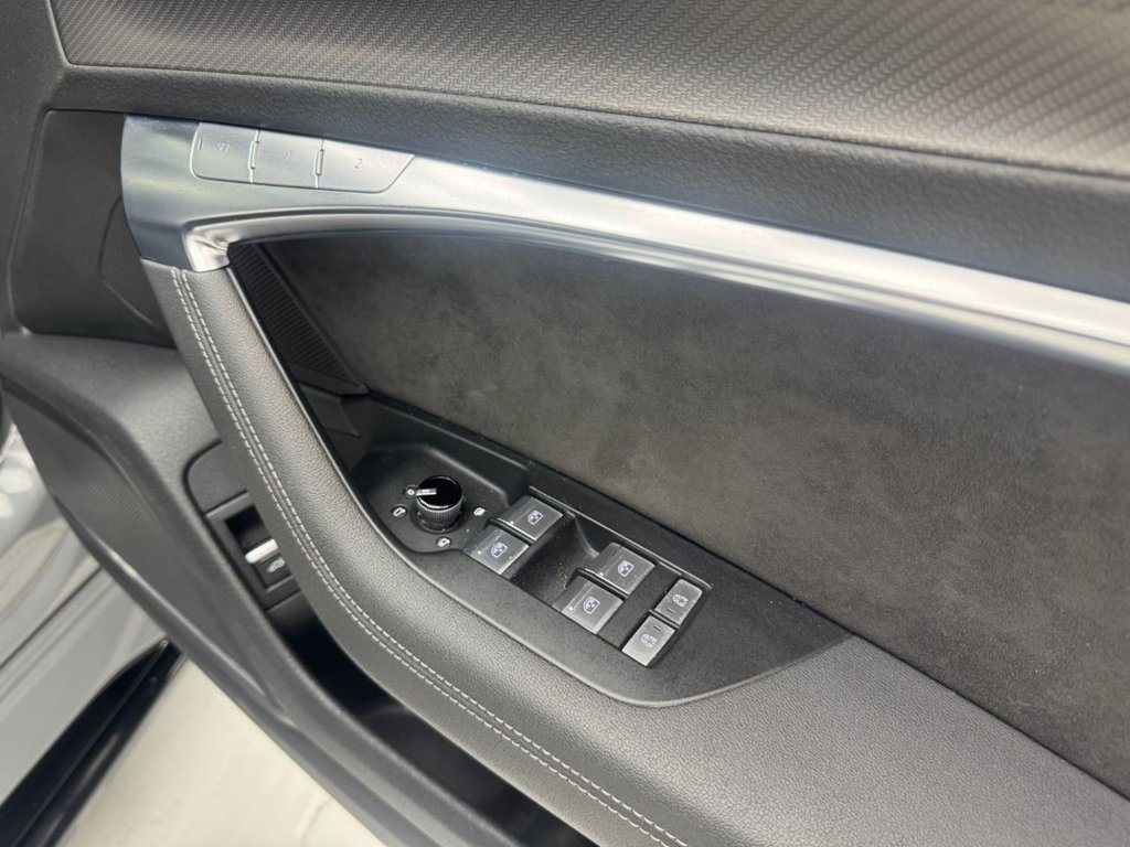 Used Audi RS6 2020 for sale - 76395693: Photo 15