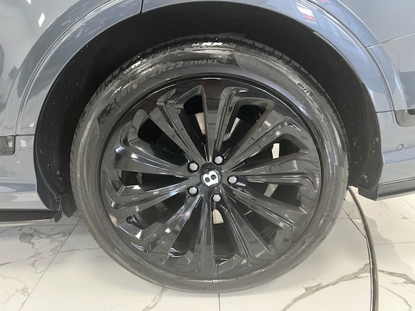 Used Bentley Bentayga 2022 for sale - 75585275: Photo 38