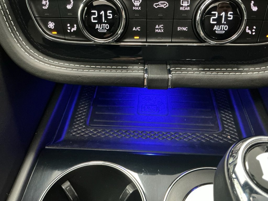 Used Bentley Bentayga 2021 for sale - 76570334: Photo 16