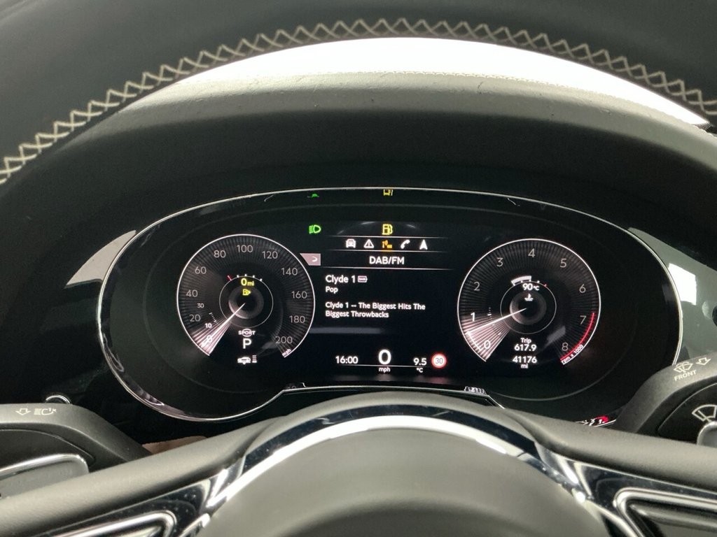 Used Bentley Bentayga 2021 for sale - 76570334: Photo 22