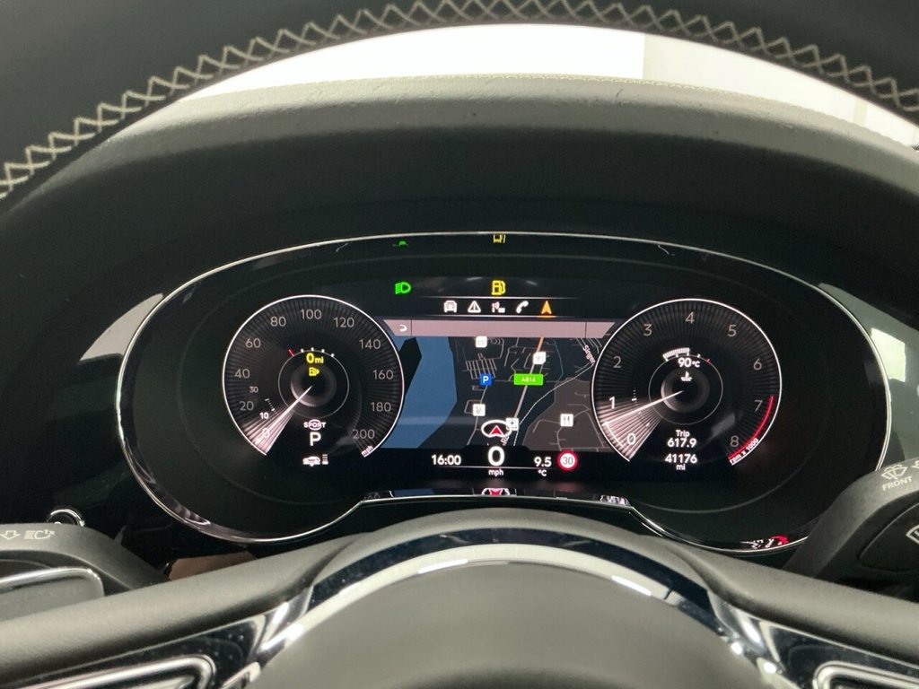 Used Bentley Bentayga 2021 for sale - 76570334: Photo 23