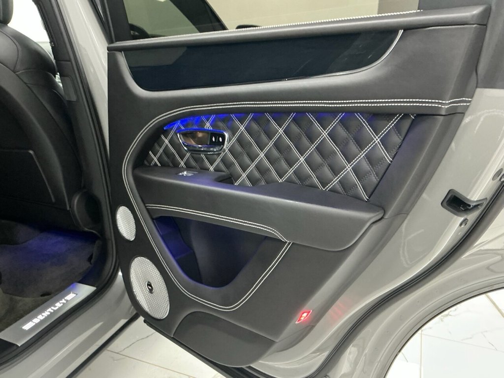 Used Bentley Bentayga 2021 for sale - 76570334: Photo 25