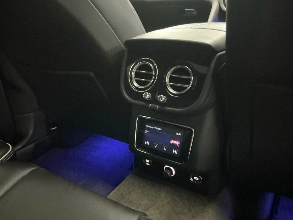 Used Bentley Bentayga 2021 for sale - 76570334: Photo 28