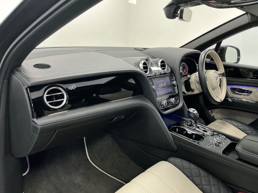 Used Bentley Bentayga 2021 for sale - 76570334: Photo 43