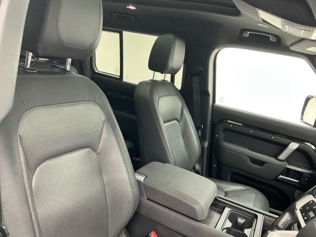 Used Land Rover Defender 2022 for sale - 77369572: Photo 10