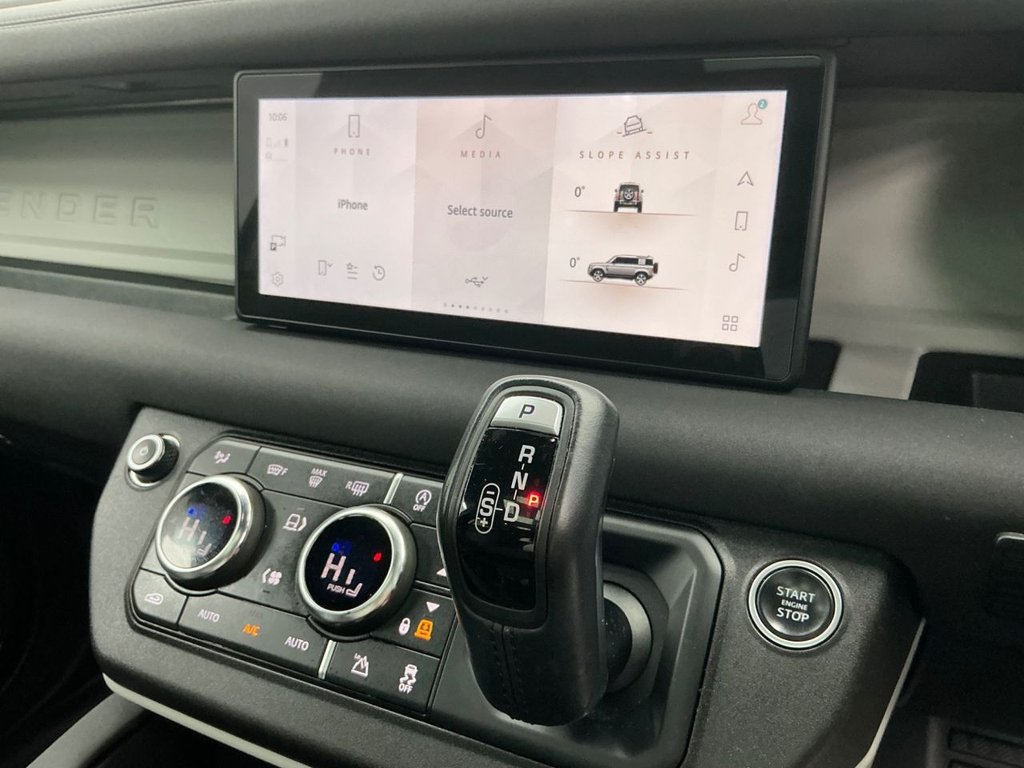 Used Land Rover Defender 2022 for sale - 77369572: Photo 16