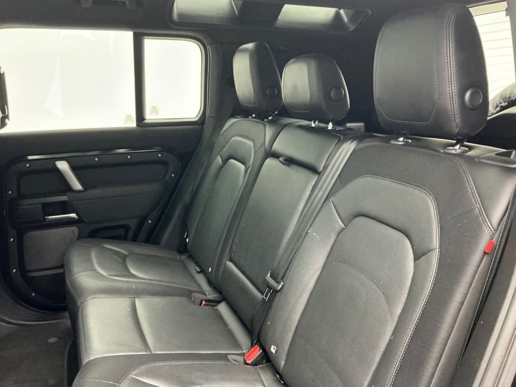 Used Land Rover Defender 2022 for sale - 77369572: Photo 23