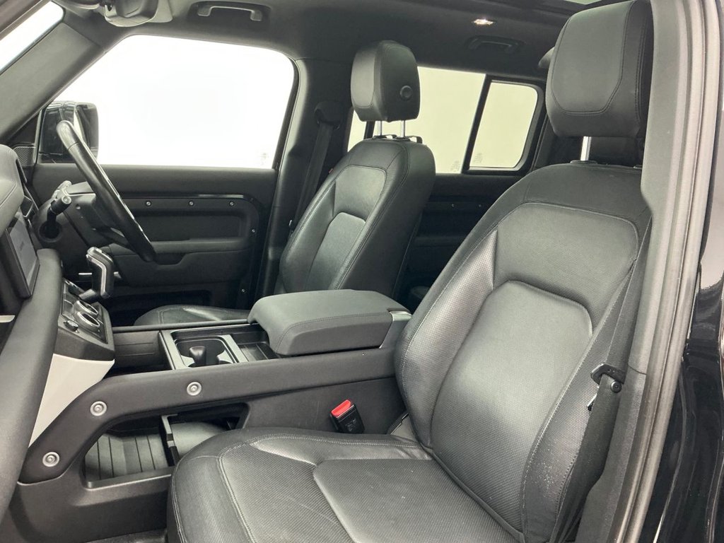 Used Land Rover Defender 2022 for sale - 77369572: Photo 30