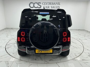 Used Land Rover Defender 2022 for sale - 77369572: Photo