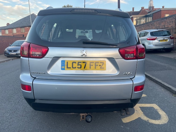 Used Peugeot 4007 2007 for sale - 76231856: Photo 5