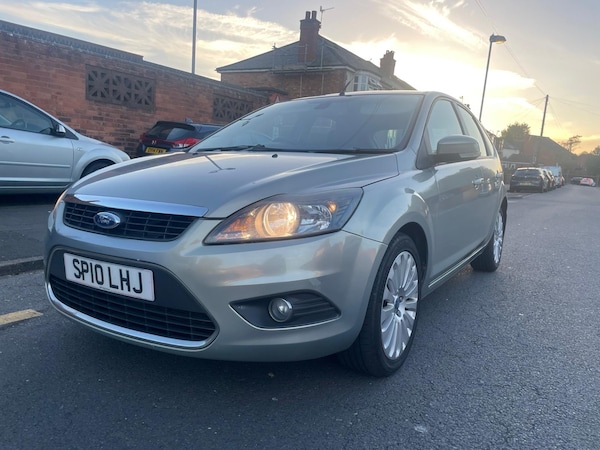 Used Ford Focus 2010 for sale - 76218026: Photo 1