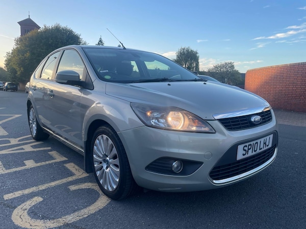 Used Ford Focus 2010 for sale - 76218026: Photo 6