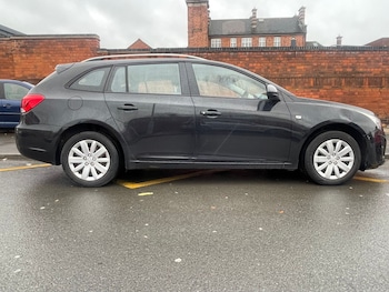 Used Chevrolet Cruze 2013 for sale - 77011641: Photo