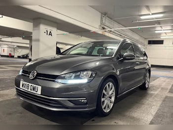 Used Volkswagen Golf 2018 for sale - 75760949: Photo