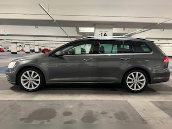 Used Volkswagen Golf 2018 for sale - 75760949: Photo