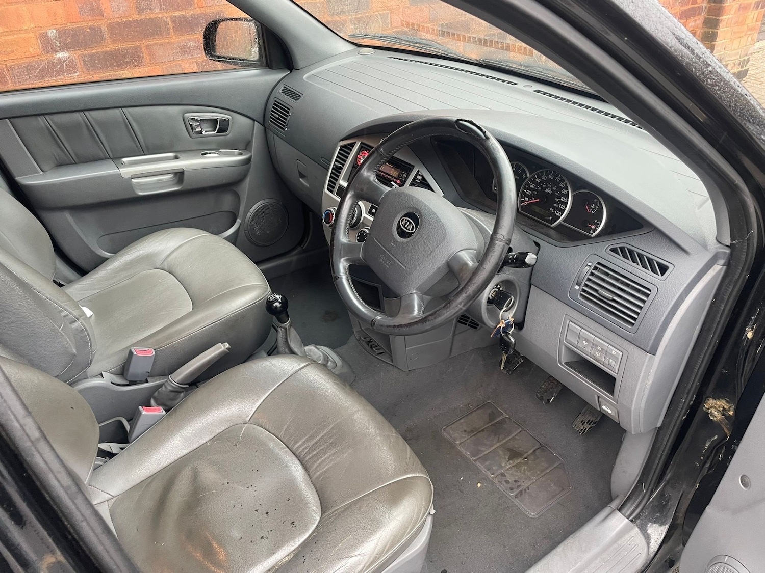 Used Kia Carens 2006 for sale - 76946940: Photo 9