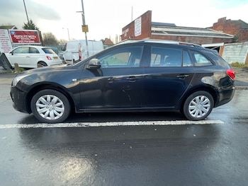 Used Chevrolet Cruze 2013 for sale - 76777463: Photo