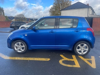 Used Suzuki Swift 2006 for sale - 76402013: Photo