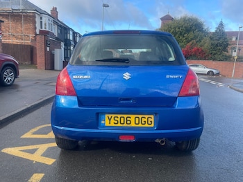 Used Suzuki Swift 2006 for sale - 76402013: Photo