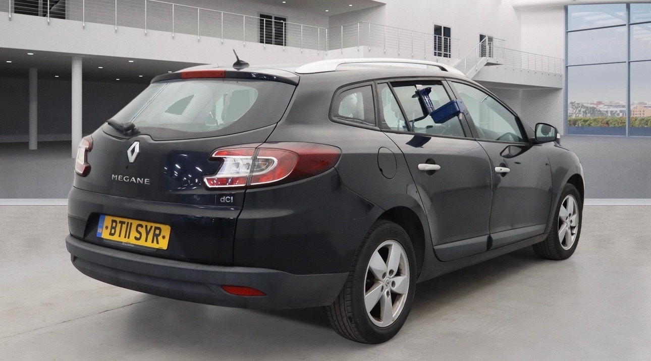 Used Renault Megane 2011 for sale - 77086593: Photo 3