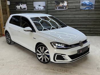 Used Volkswagen Golf 2017 for sale - 75689551: Photo