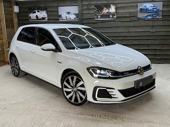 Used Volkswagen Golf 2017 for sale - 75689551: Photo