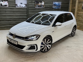 Used Volkswagen Golf 2017 for sale - 75689551: Photo