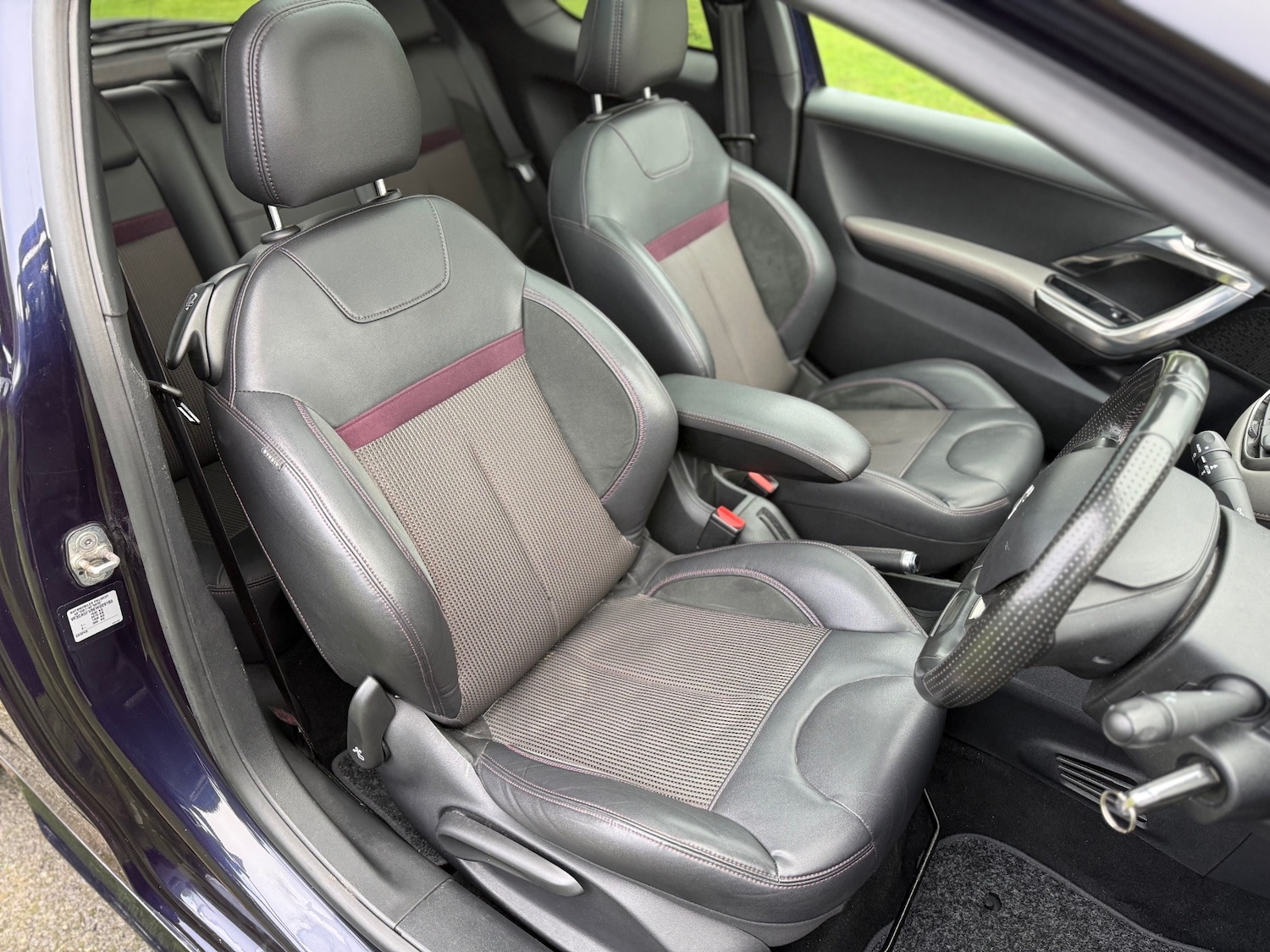 Used Peugeot 208 2014 for sale - 77381209: Photo 13