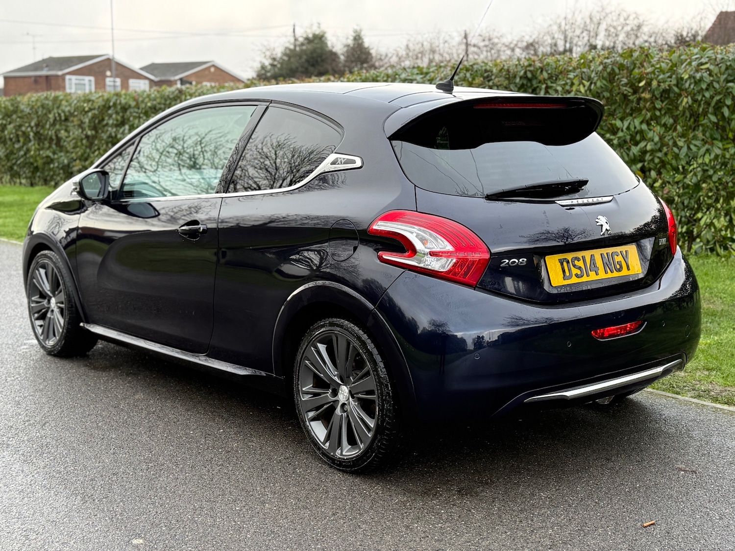Used Peugeot 208 2014 for sale - 77381209: Photo 9