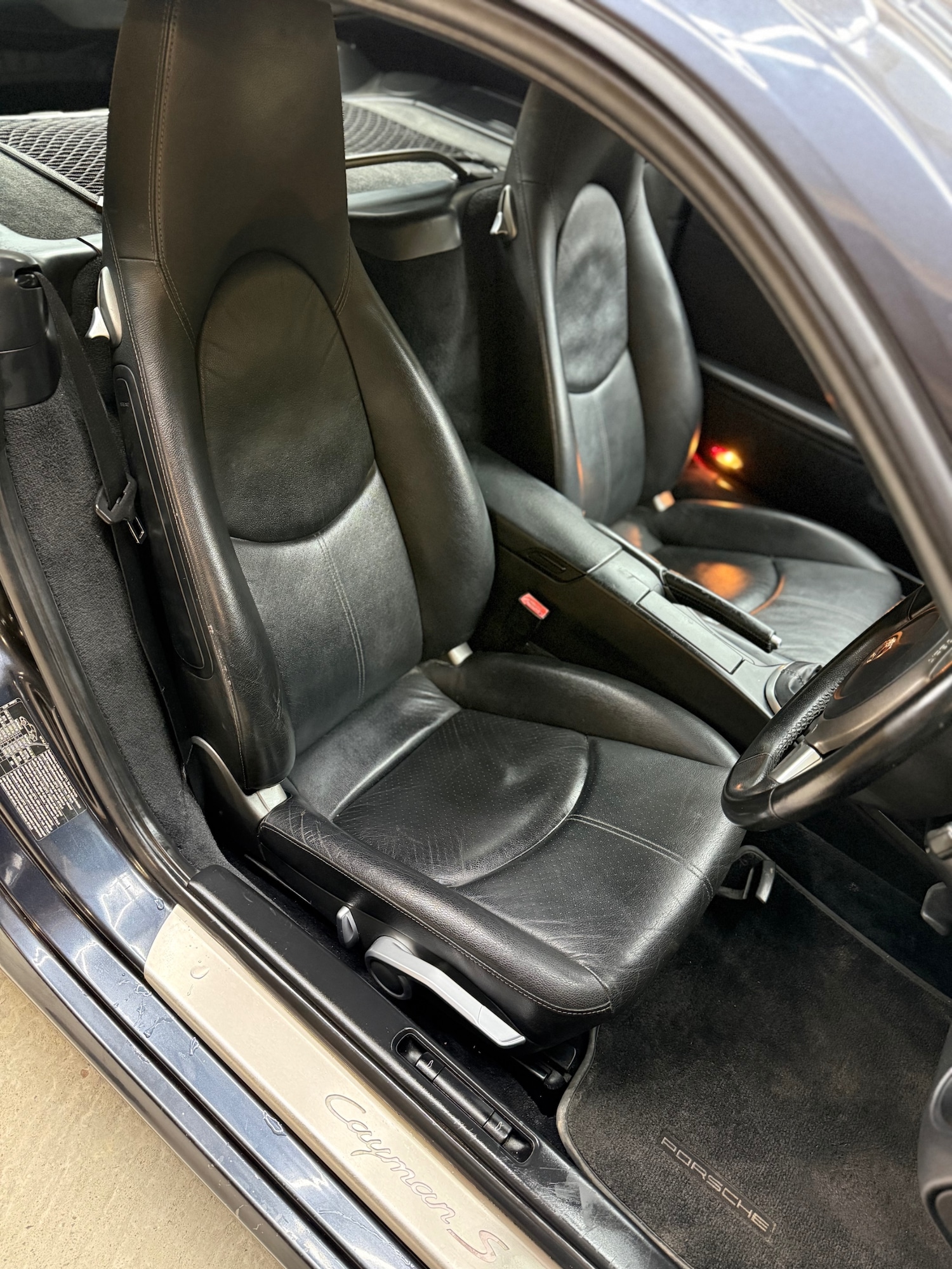 Used Porsche Cayman 2007 for sale - 76393446: Photo 16