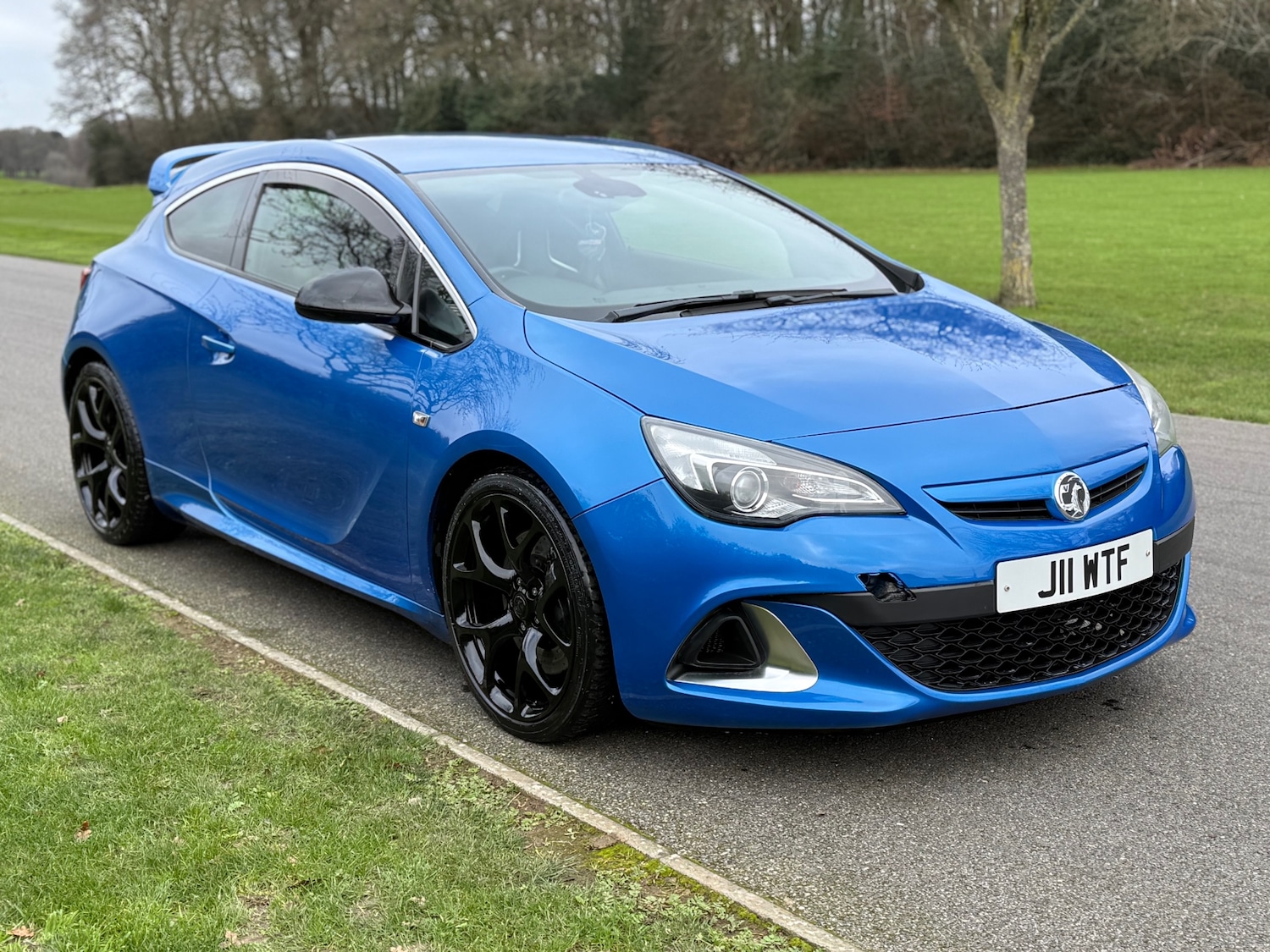 Used Vauxhall Astra GTC 2013 for sale - 77057008: Photo 3