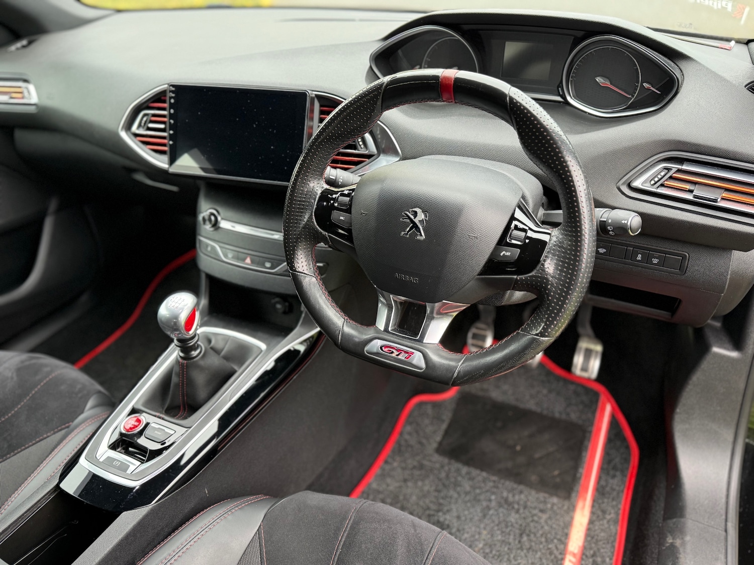 Used Peugeot 308 2016 for sale - 76387504: Photo 18