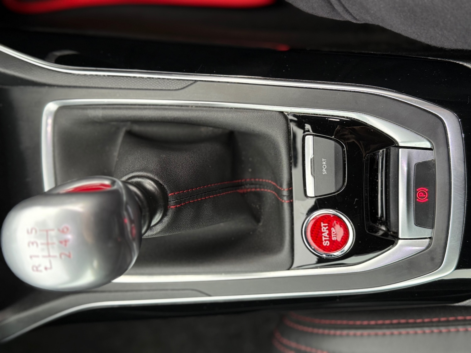 Used Peugeot 308 2016 for sale - 76387504: Photo 23