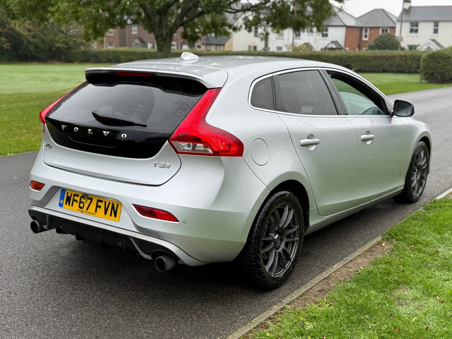 Used Volvo V40 2017 for sale - 75981796: Photo 11