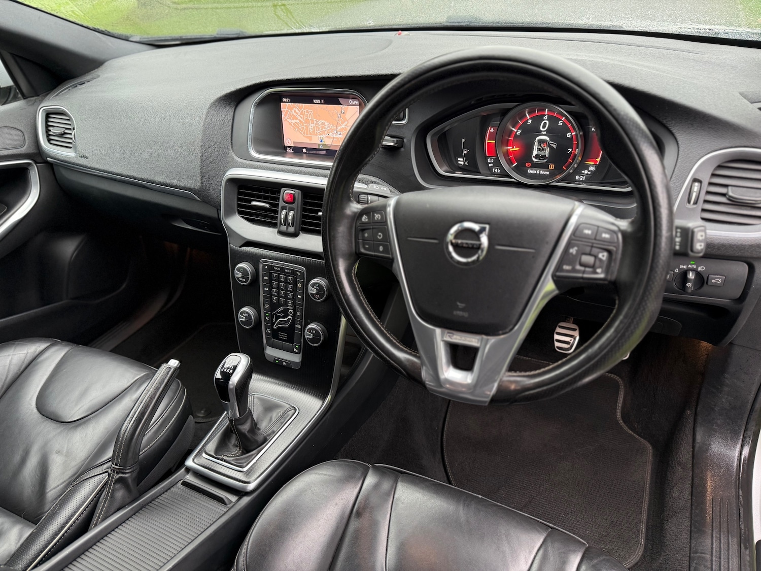 Used Volvo V40 2017 for sale - 75981796: Photo 14