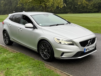 Used Volvo V40 2017 for sale - 75981796: Photo