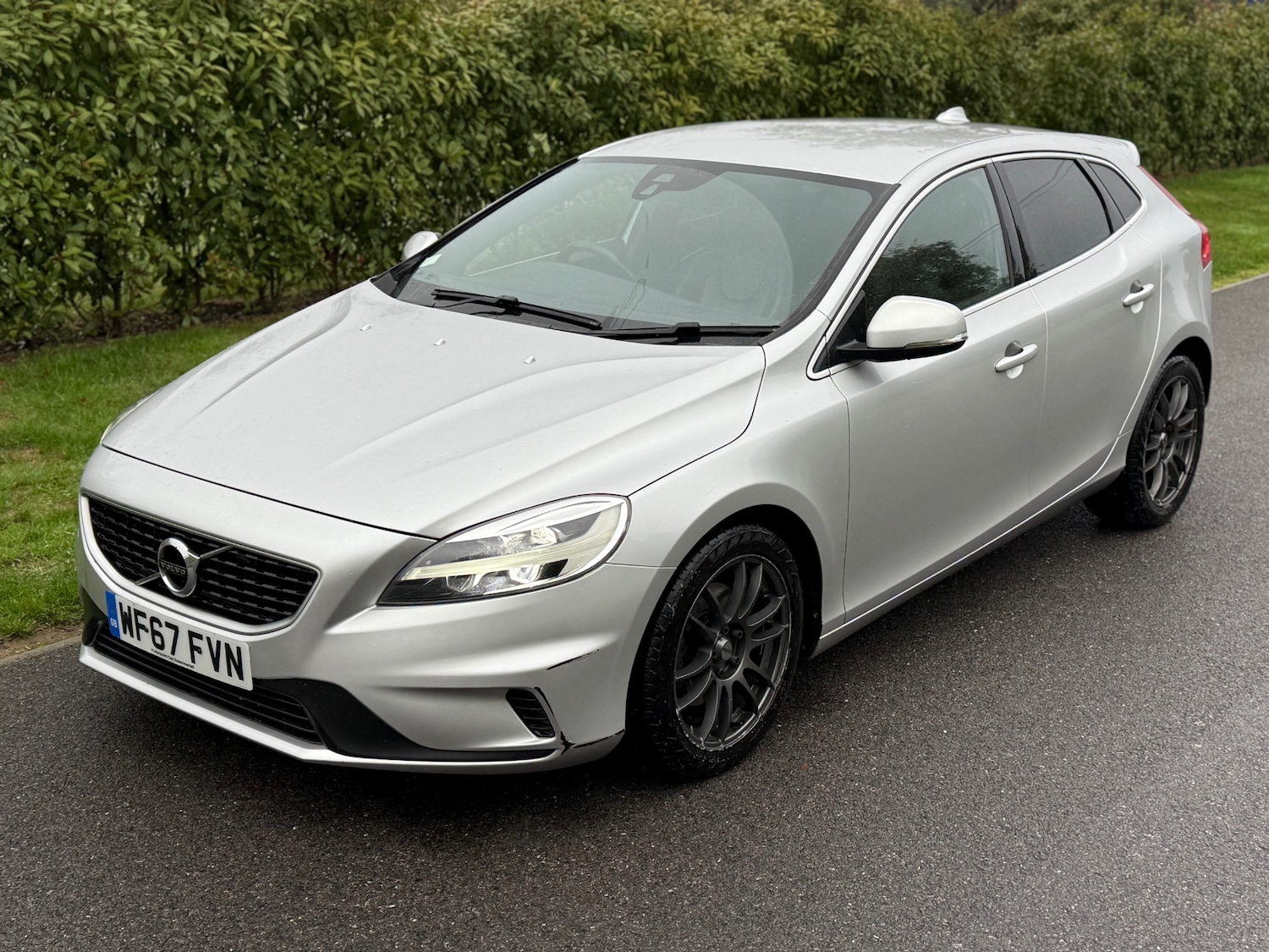 Used Volvo V40 2017 for sale - 75981796: Photo 4