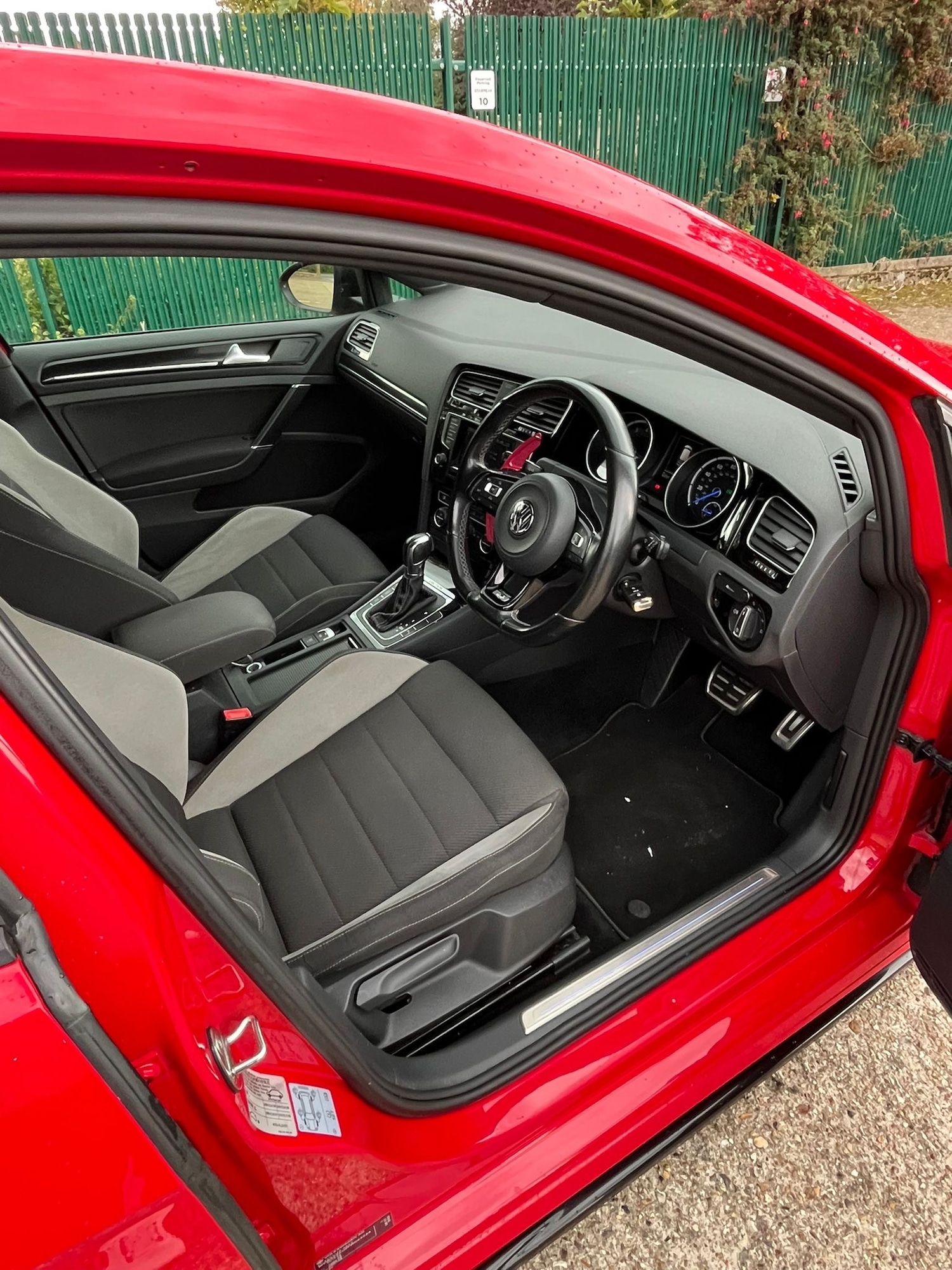 Used Volkswagen Golf 2014 for sale - 76090731: Photo 10