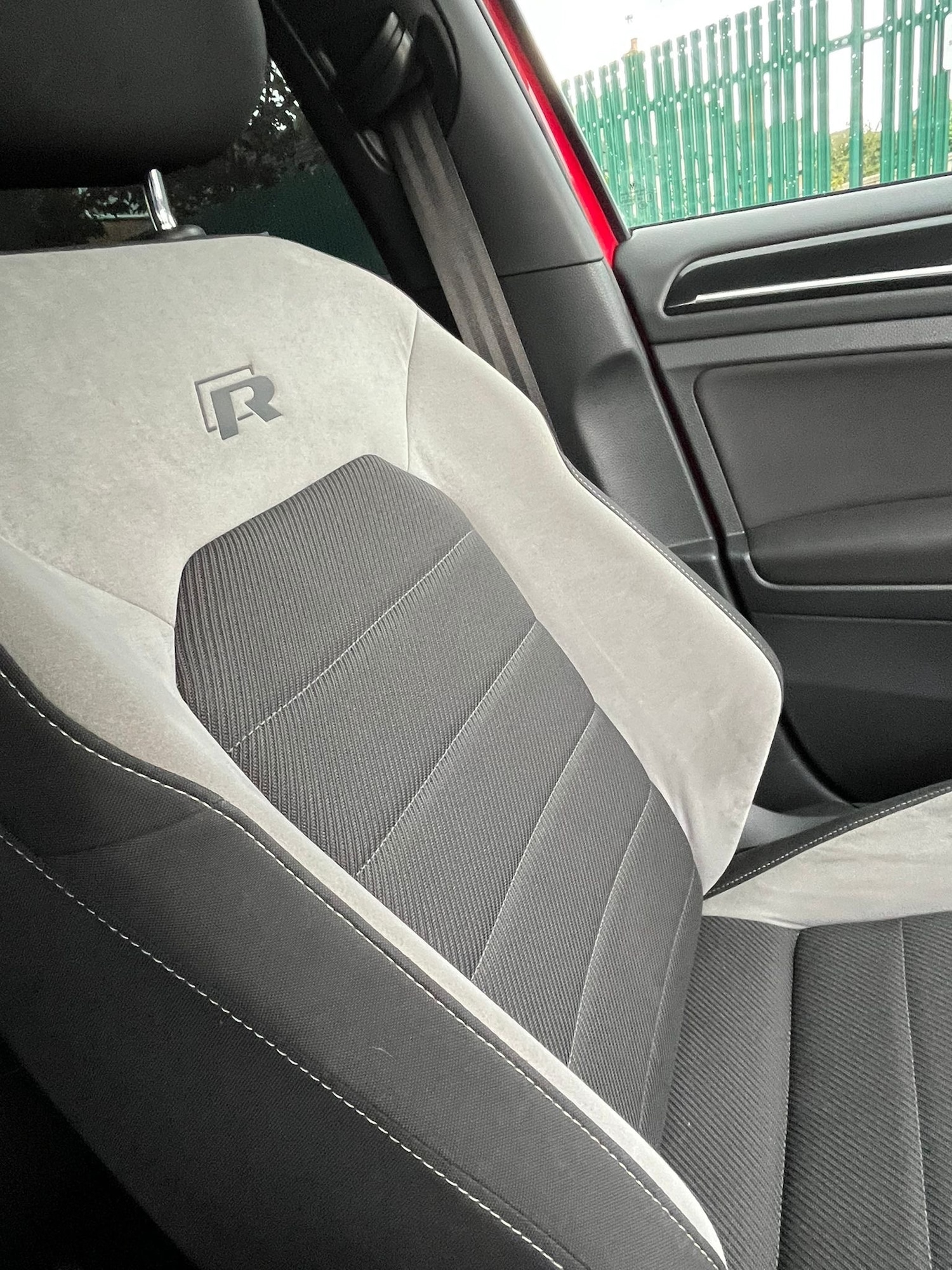 Used Volkswagen Golf 2014 for sale - 76090731: Photo 16