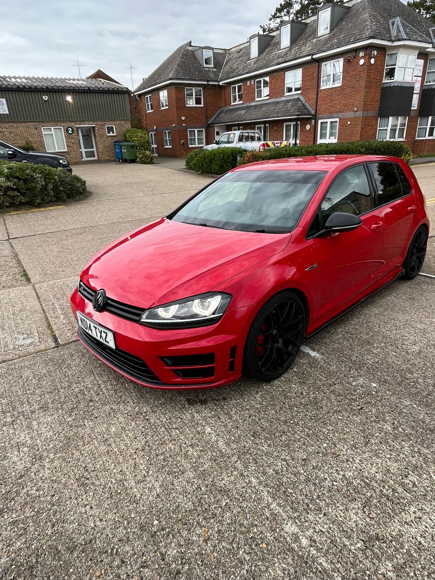 Used Volkswagen Golf 2014 for sale - 76090731: Photo 2