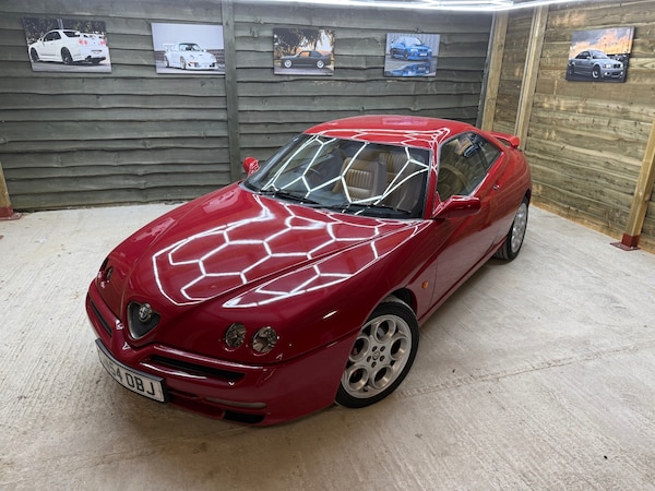 Used Alfa Romeo GTV 2004 for sale - 75706325: Photo 5