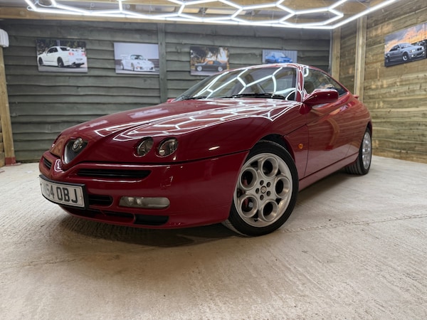 Used Alfa Romeo GTV 2004 for sale - 75706325: Photo 7