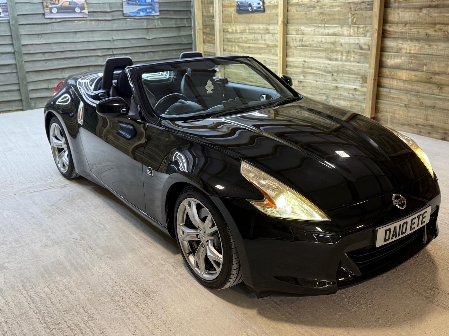 Used Nissan 370 Z 2010 for sale - 76428336: Photo 13