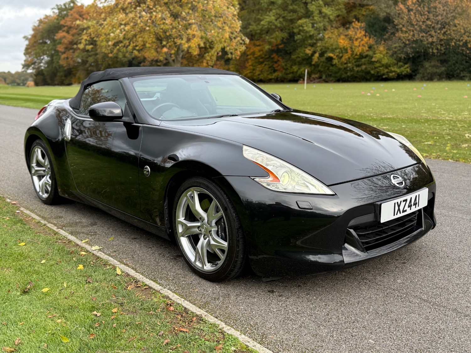 Used Nissan 370 Z 2010 for sale - 76428336: Photo 3