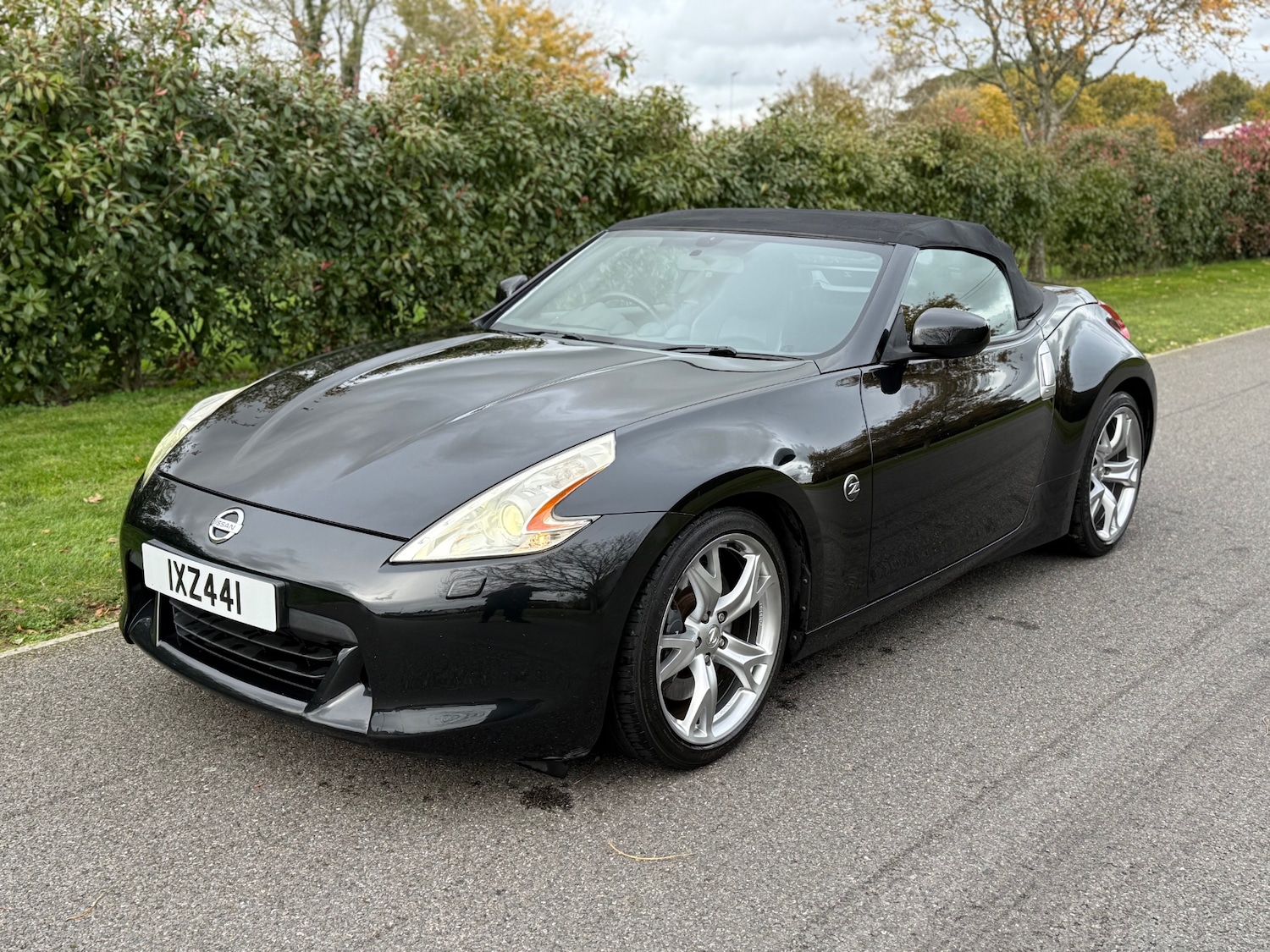 Used Nissan 370 Z 2010 for sale - 76428336: Photo 5