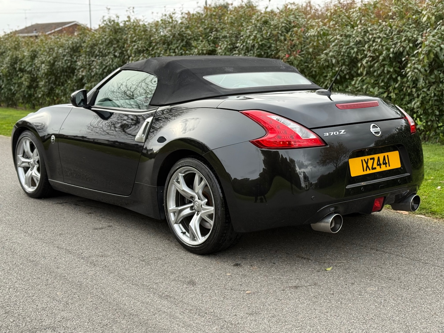 Used Nissan 370 Z 2010 for sale - 76428336: Photo 9